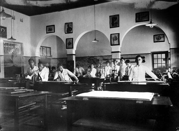 Ruang kelas kecil