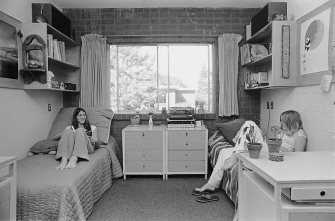 Kamar asrama