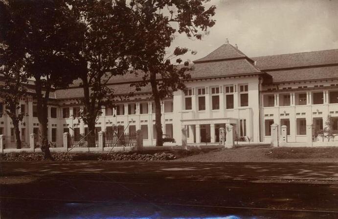 Ilustrasi gedung tempo dulu
